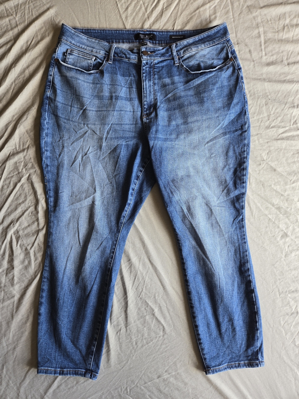 Judy Blue Light-Medium Blue Straight Leg Jeans Plus Size 22W